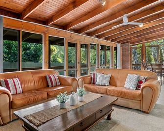 워터스 에지 분달롱 - 분달롱 - 라운지