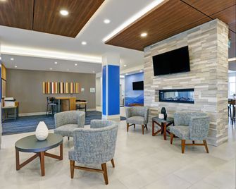 Holiday Inn Express & Suites Port Elgin By IHG - Saugeen Shores - Lounge