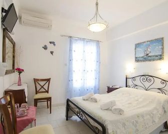 Pension Ilias - Chora