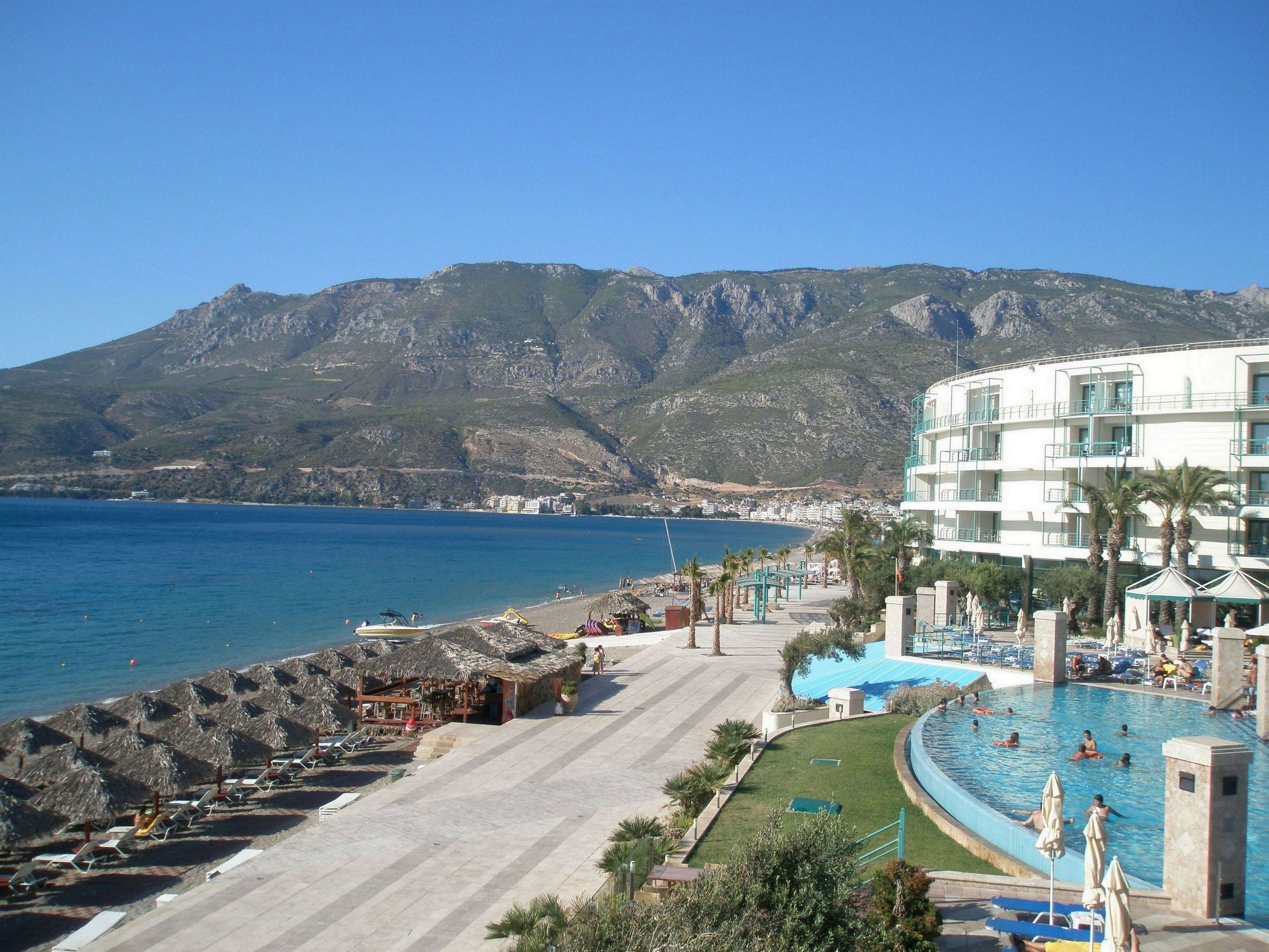 Club Hotel Casino Loutraki - Loutraki - Außenansicht