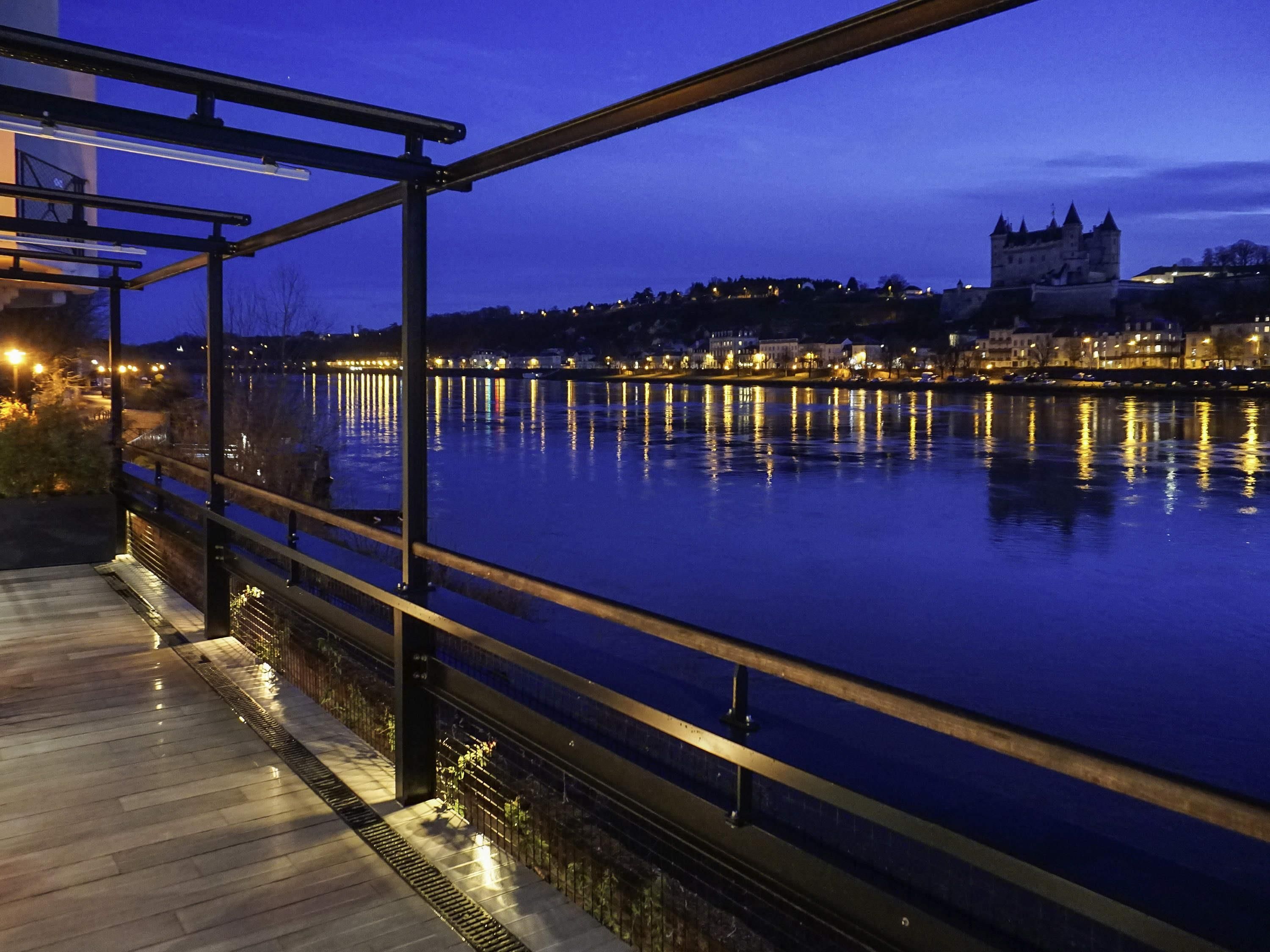 Hôtel Mercure Bords de Loire Saumur - סאומו - מרפסת