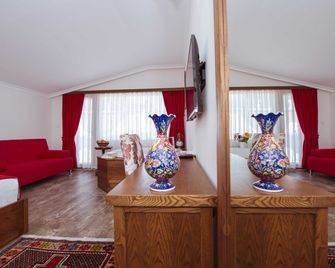 Infinity Exclusive City Hotel - Fethiye - Living room