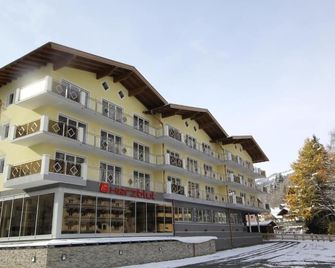 Hotel Herzblut - Joker card included in summer - Saalbach - Bygning
