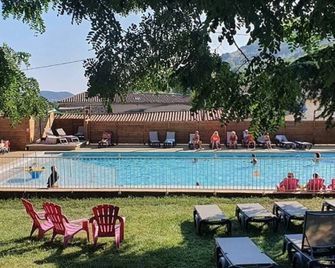 Chalet 3 étoiles - Piscine - eeigai - Saint-Laurent-sous-Coiron - Piscine