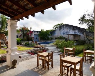 Ulani Lodge - Ibo - Patio