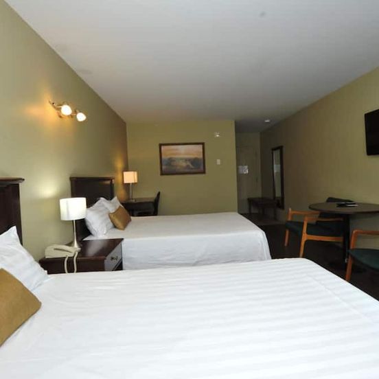 Bedroom view of Hotel Le Voyageur