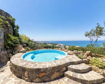 Villa dei Lecci Celeste - Luxury villa with private pool - Forio - Pool