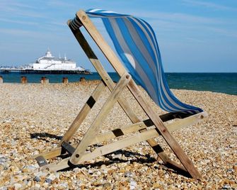 Jevington Gardens - Eastbourne - Strand