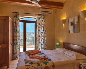 The Blue House Holiday Home - Xagħra - Schlafzimmer