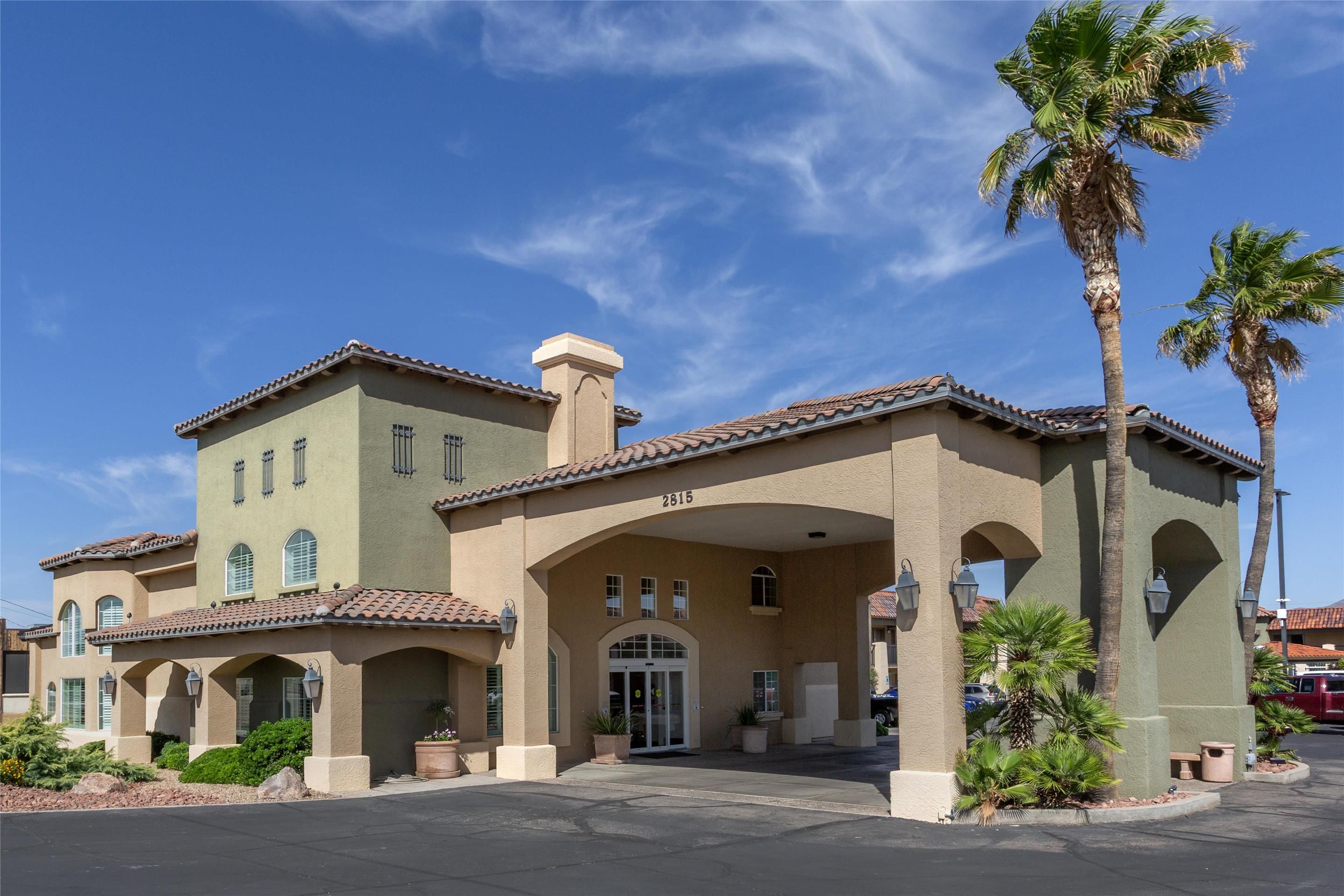 Best Western Plus A Wayfarer's Inn and Suites - Kingman - Rakennus