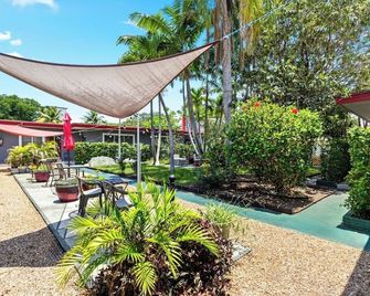 1br Pet-Friendly Condo W/ Parking & Backyard Bbq - Hollywood - Patio