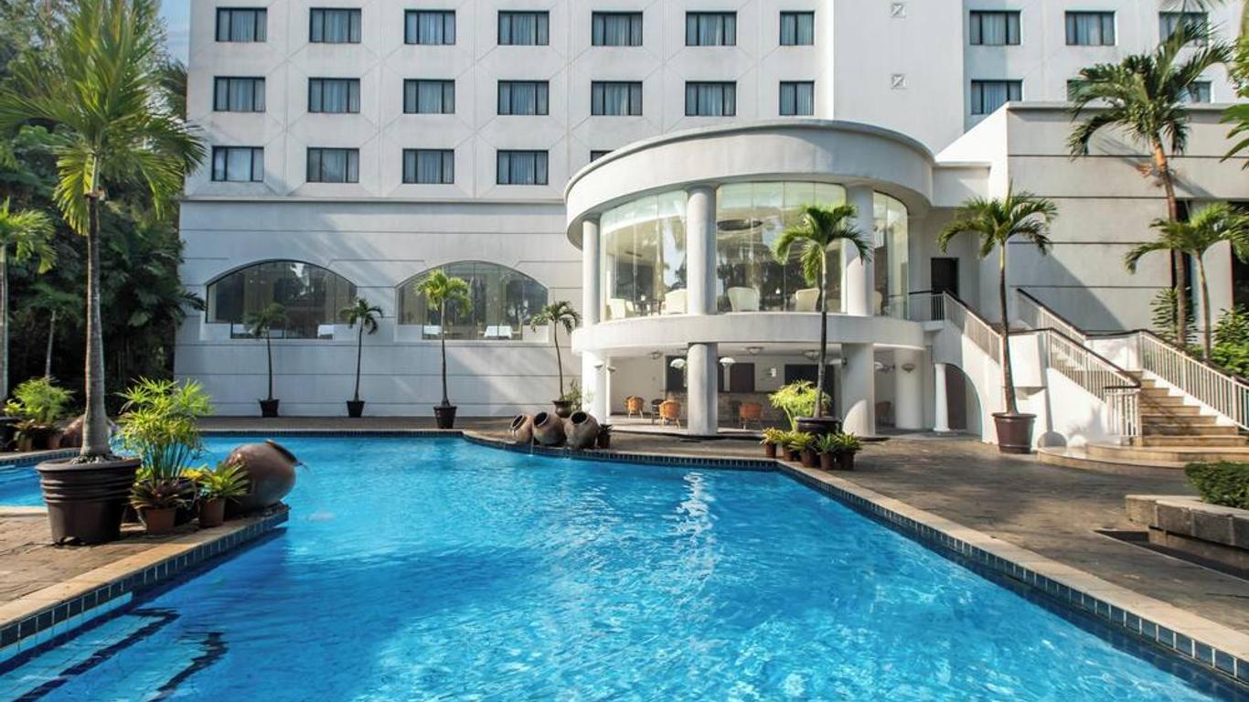 أريادوتا ليبو فيليدج