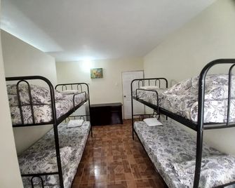 Shalom Guest House - Port of Spain