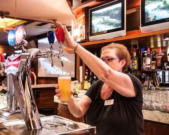 Curtis Gordon Motor Hotel - Winnipeg - Bar