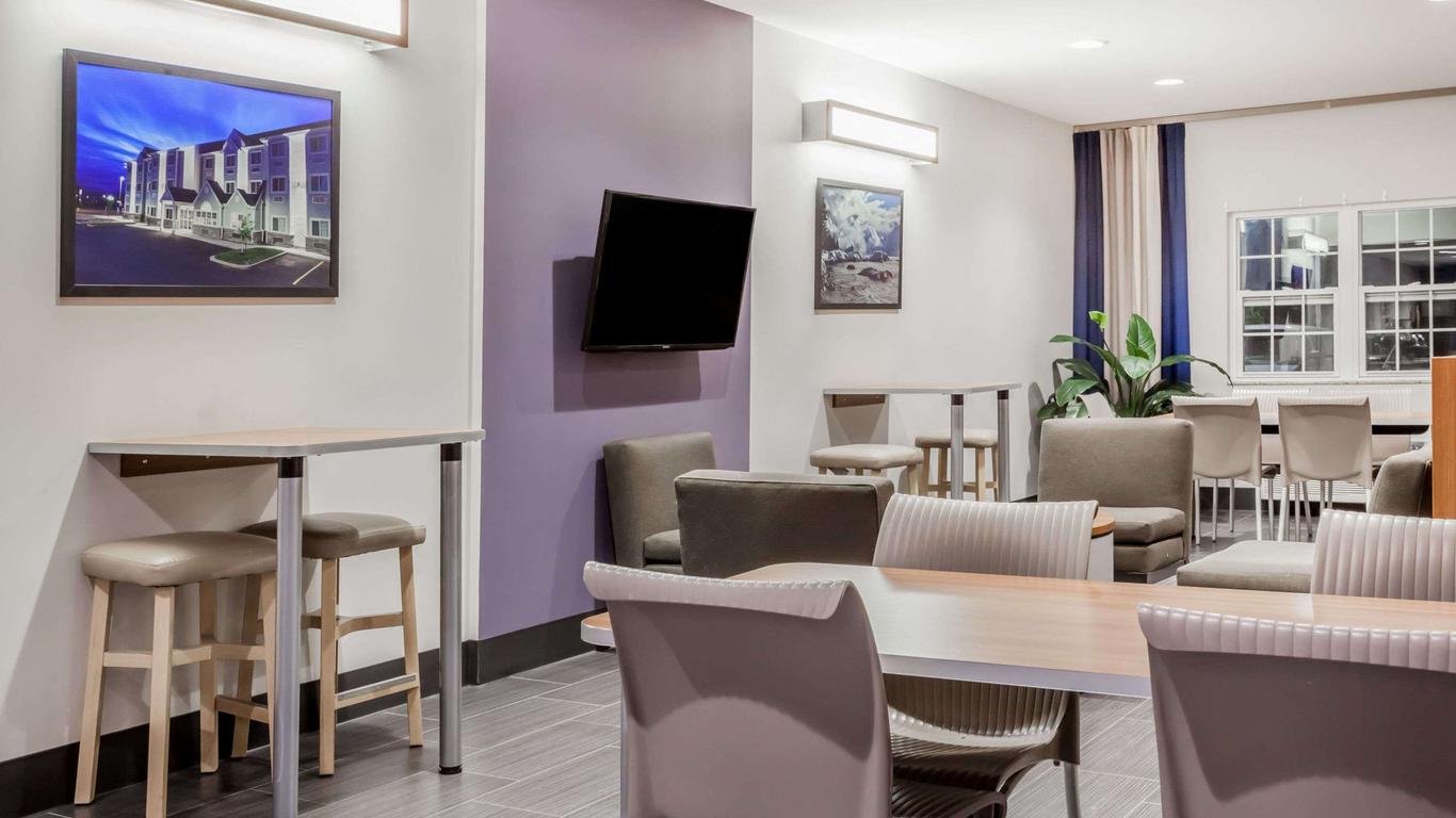 Microtel Inn & Suites by Wyndham Sault Ste. Marie