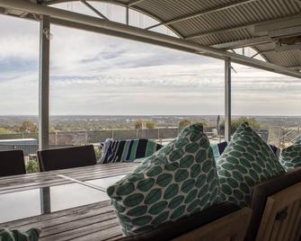 Swan Valley Heights Merino Manor - Midland - Balcony
