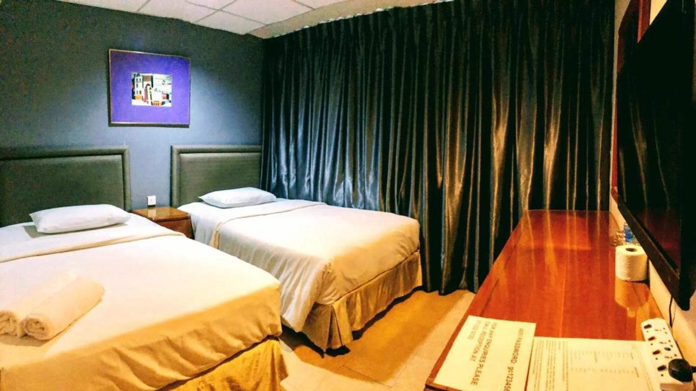 Golden Court Hotel - Sri Pelangi