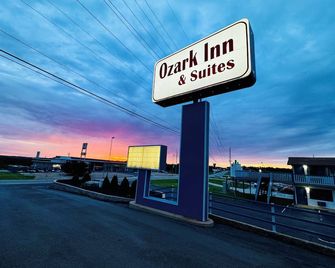Ozark Inn and Suites - Osage Beach - Building