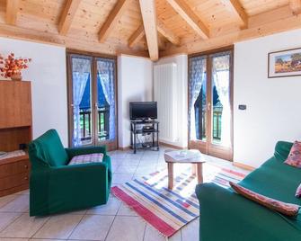 Casa Elena - Pieve di Ledro - Sala de estar
