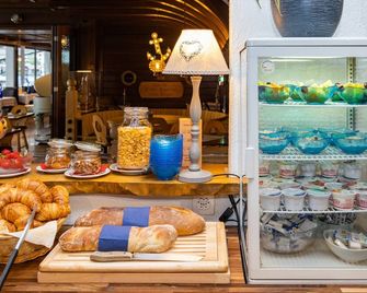 Strandhotel Seeblick - Spiez - Buffet