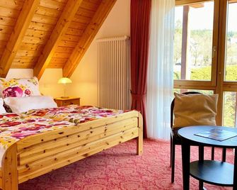 4-Sterne Ferienhaus Rösslewiese Hinterzarten - Hinterzarten - Chambre