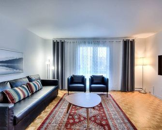 Beautiful and Cozy 3BR in Montreal West Island - Montreal - Living room