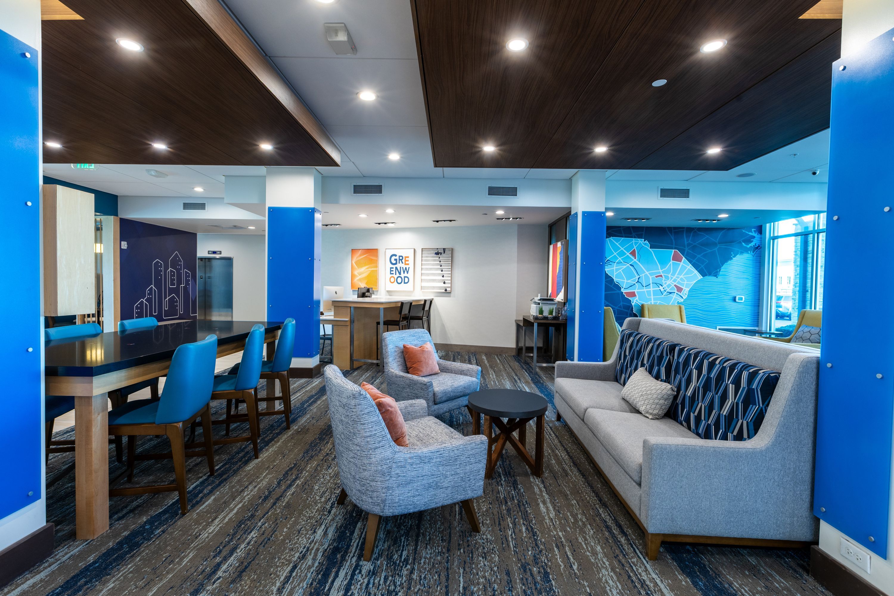 Holiday Inn Express & Suites Greenwood Mall By IHG - Greenwood - Lounge