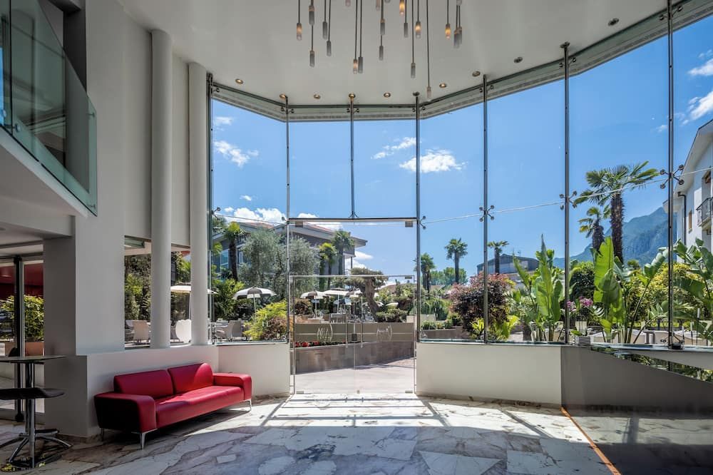 Garda Suite Hotel - Tonelli Hotels - ריבה דל גארדה - לובי