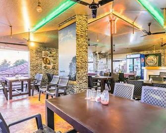 Fabexpress Victoria With Pool - Nr Baga Beach - Baga - Restaurant