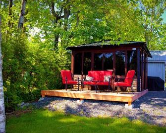 Chalet des 2 Frères - In Disraeli - Disraeli - Patio