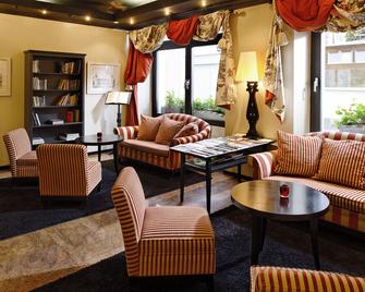 Romantik Hotel Mont Blanc au Lac - Morges - Sala de estar
