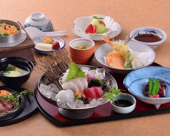 Terminal Hotel Matsuyama - Matsuyama - Food