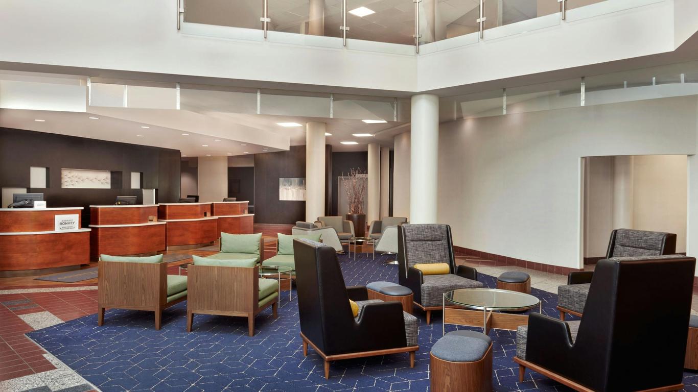 Courtyard by Marriott Ottawa East