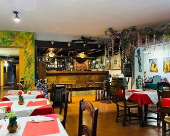 Hotel El Refugio de Juanar - Ojen - Bar