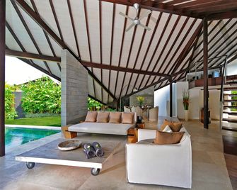 The Layar - Designer Villas and Spa - Kuta - Patio