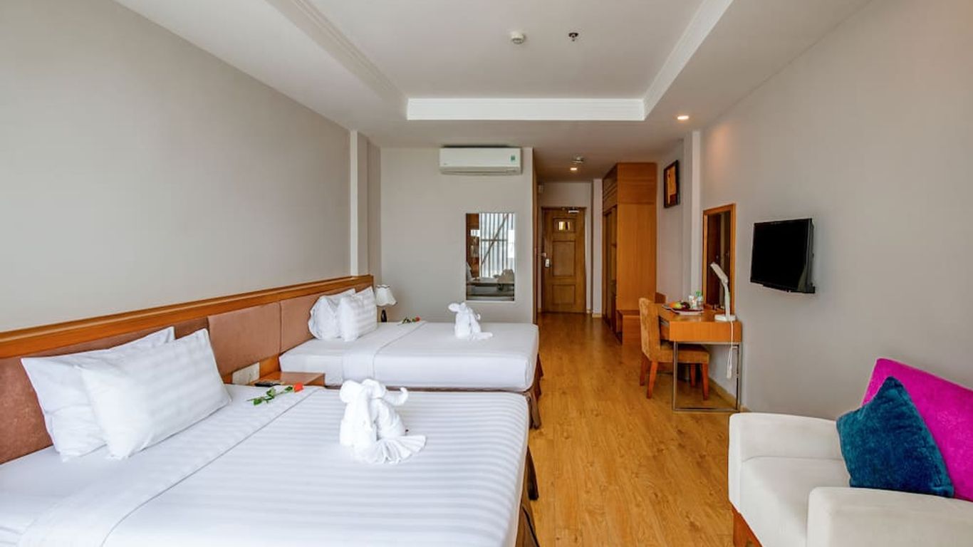 Ttc Hotel Deluxe Airport