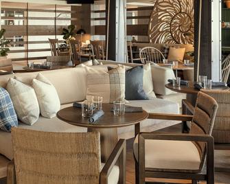 Newport Harbor Island Resort - Newport - Restaurante