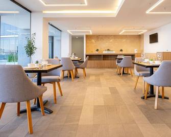 Stadía Suites Querétaro Centro Histórico - Querétaro - Restaurante