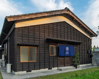 Guesthouse Uzu Sado - Sado - Bâtiment