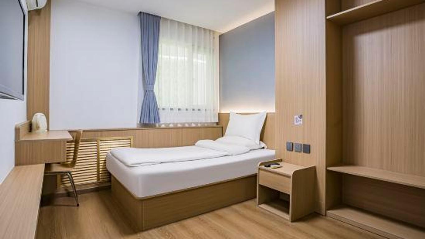 Home Inn Huayi Select Hotel (Beijing Fangshan)