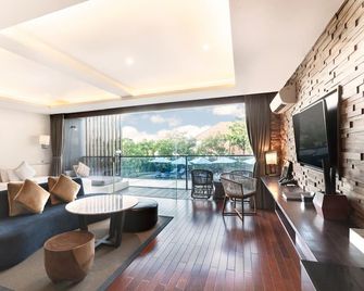 Watermark Hotel & Spa Jimbaran Bali - Kuta - Living room