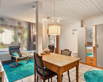 1 Zimmer Ferienwohnung - Lohfelden - Sala pranzo