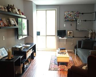 Executive Rental -- Little Italy Modern Condo With Parking - San Diego - Living room