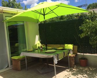 Les Chambres de Naevag - Saint-Rémy-de-Provence - Patio