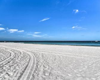 Indian Rocks Beach Unit - Steps from the Shoreline - Clearwater Beach - Beach