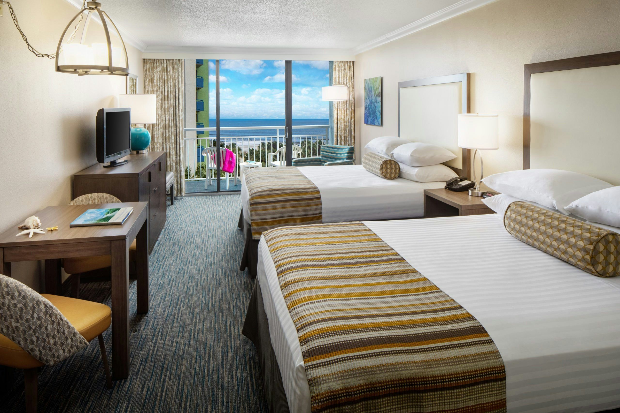 Coral Beach Resort Hotel & Suites - Myrtle Beach - Bedroom