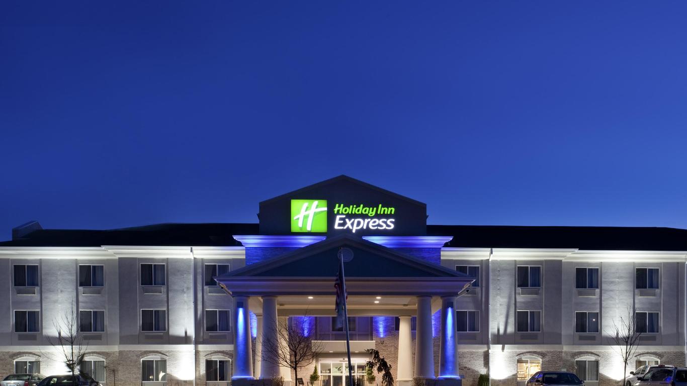 Holiday Inn Express Le Roy - Bloomington Area