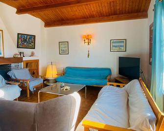 A proximité de la plage et du centre village, villa tout confort - Le Bois-Plage-en-Ré - Wohnzimmer