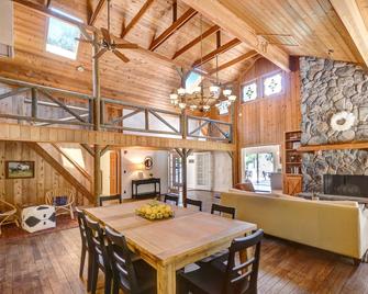 Craftsman Style Cabin In The Heart Of Sonoma- Includes Wine Tasting Passport - Sonoma - Dining room