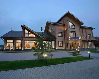 Zarechie Spa Hotel - Barnaul - Building